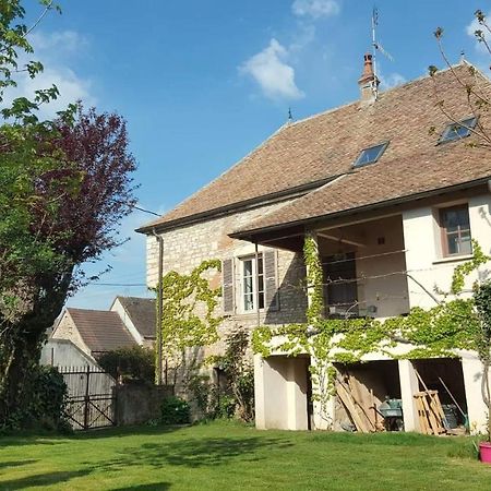 Gite Le Lavoir - Laives Buitenkant foto