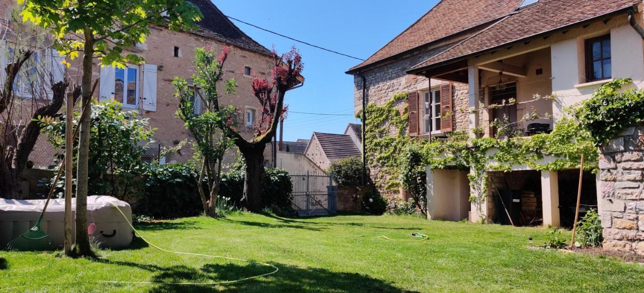 Gite Le Lavoir - Laives Buitenkant foto